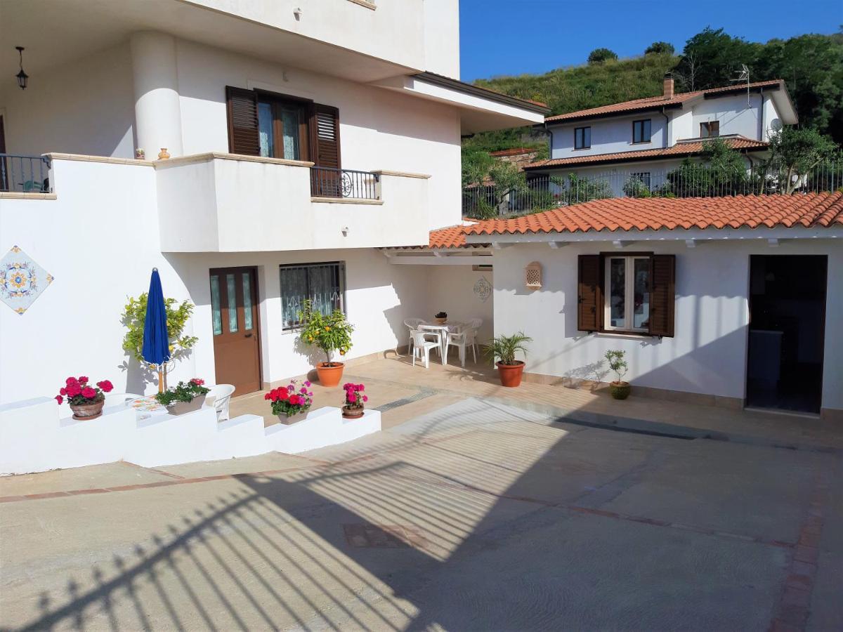 Апартаменты Casa Vacanze Bergamotto & Limoni Drapia Экстерьер фото
